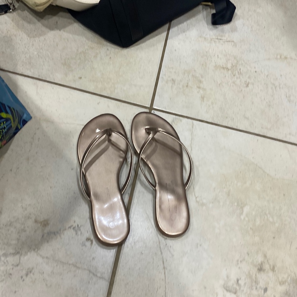 Flip flops